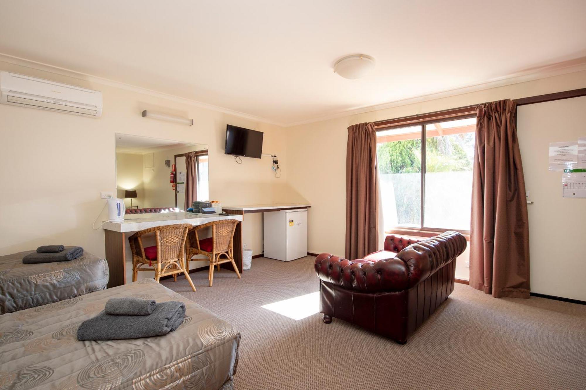 Ardrossan Hotel Motel Екстериор снимка